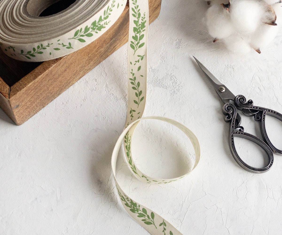 Green Leaves Printed Cotton Ribbon - 5/8” (15 mm) Botanical Gift Wrap Tape, Natural Foliage Strip for Eco Packaging & Crafts