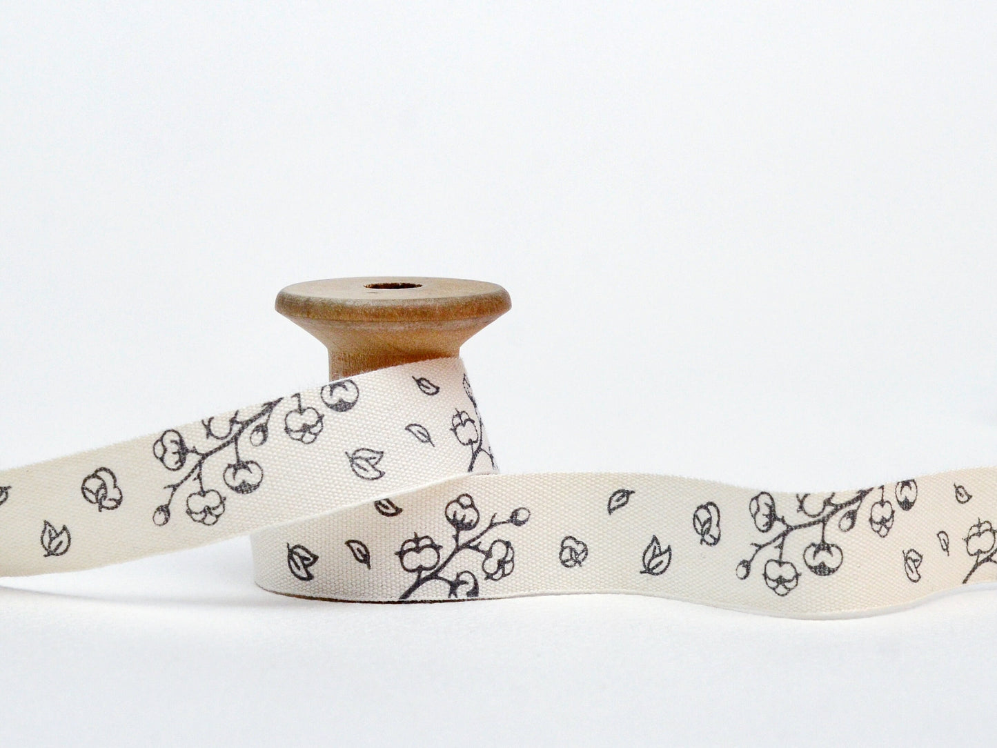 Cotton Plant Printed Ribbon - 5/8” (15 mm) Natural Cotton Label for Organic Textile Packaging, Sewing Projects & Baby Essentials