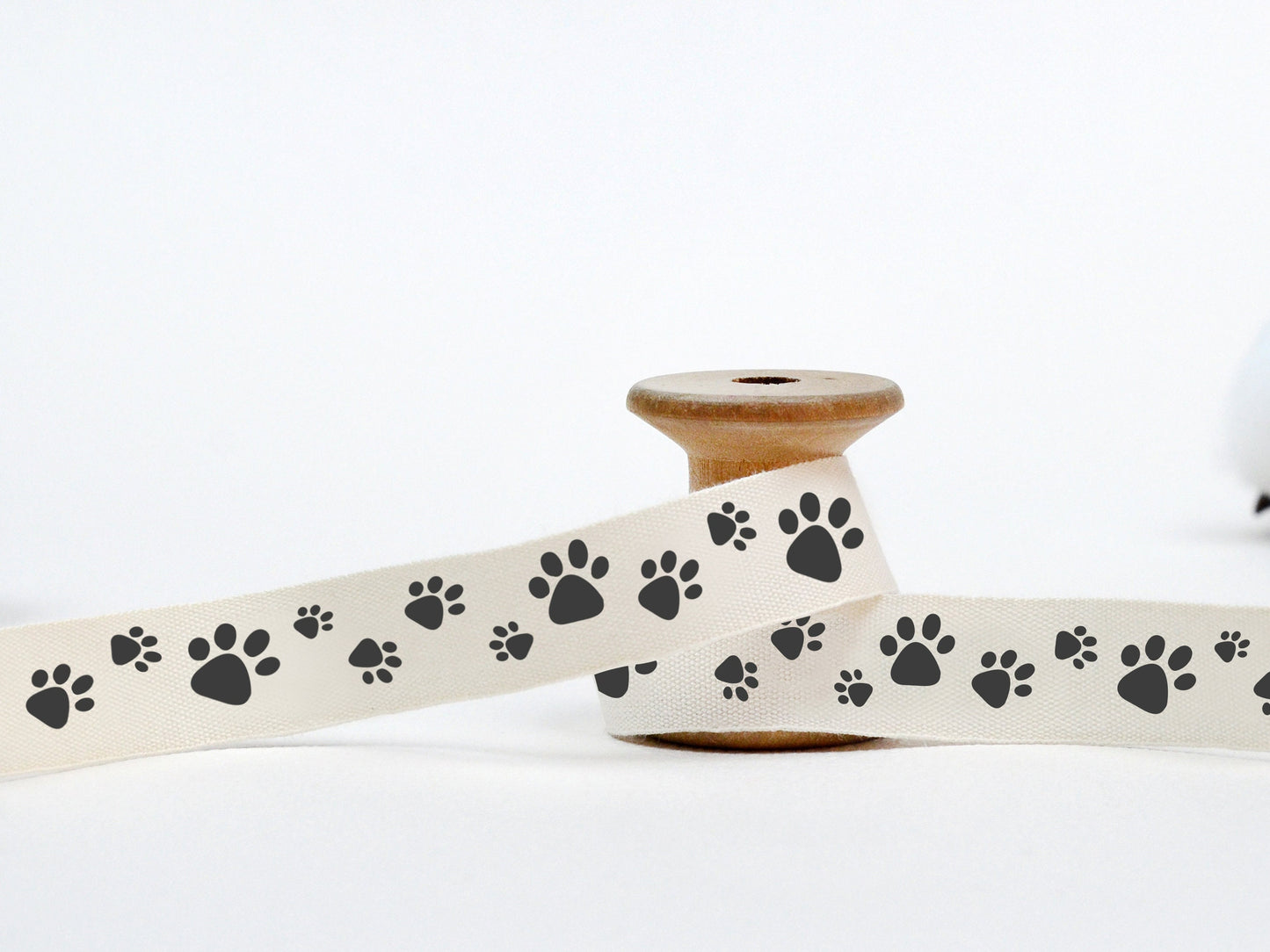 Paw Print Cotton Ribbon - 5/8” (15 mm) Pet Gift Wrapping Tape, Animal Lover Decor Strip, Paw Label for Pet Products & Crafts