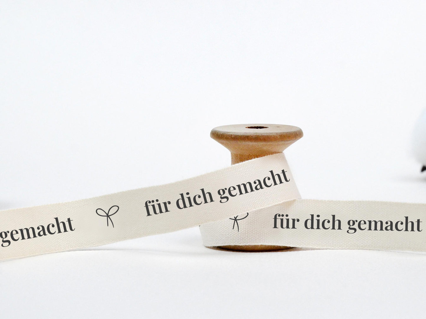 Für Dich Gemacht Cotton Ribbon - 5/8” (15 mm), 10 yards (9 m) Natural Tape for Handmade Gifts, Special Wrapping, Thoughtful Packaging
