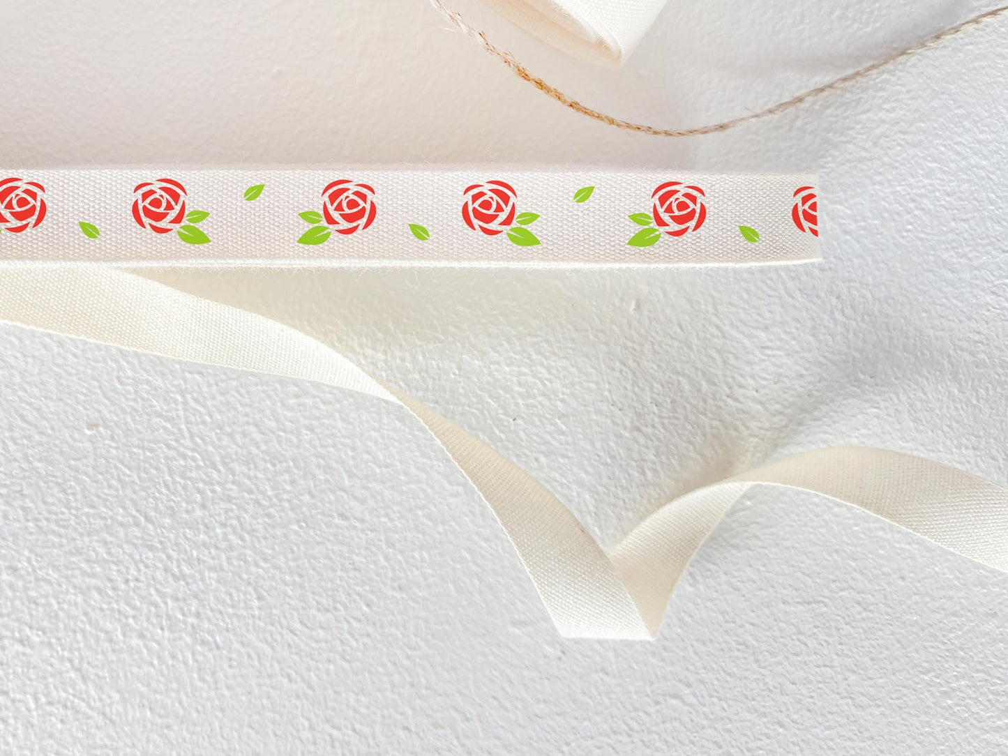 Red Rose Printed Cotton Ribbon - 3/8” (10 mm) Floral Twill Tape for Romantic Gift Wrapping & Crafting