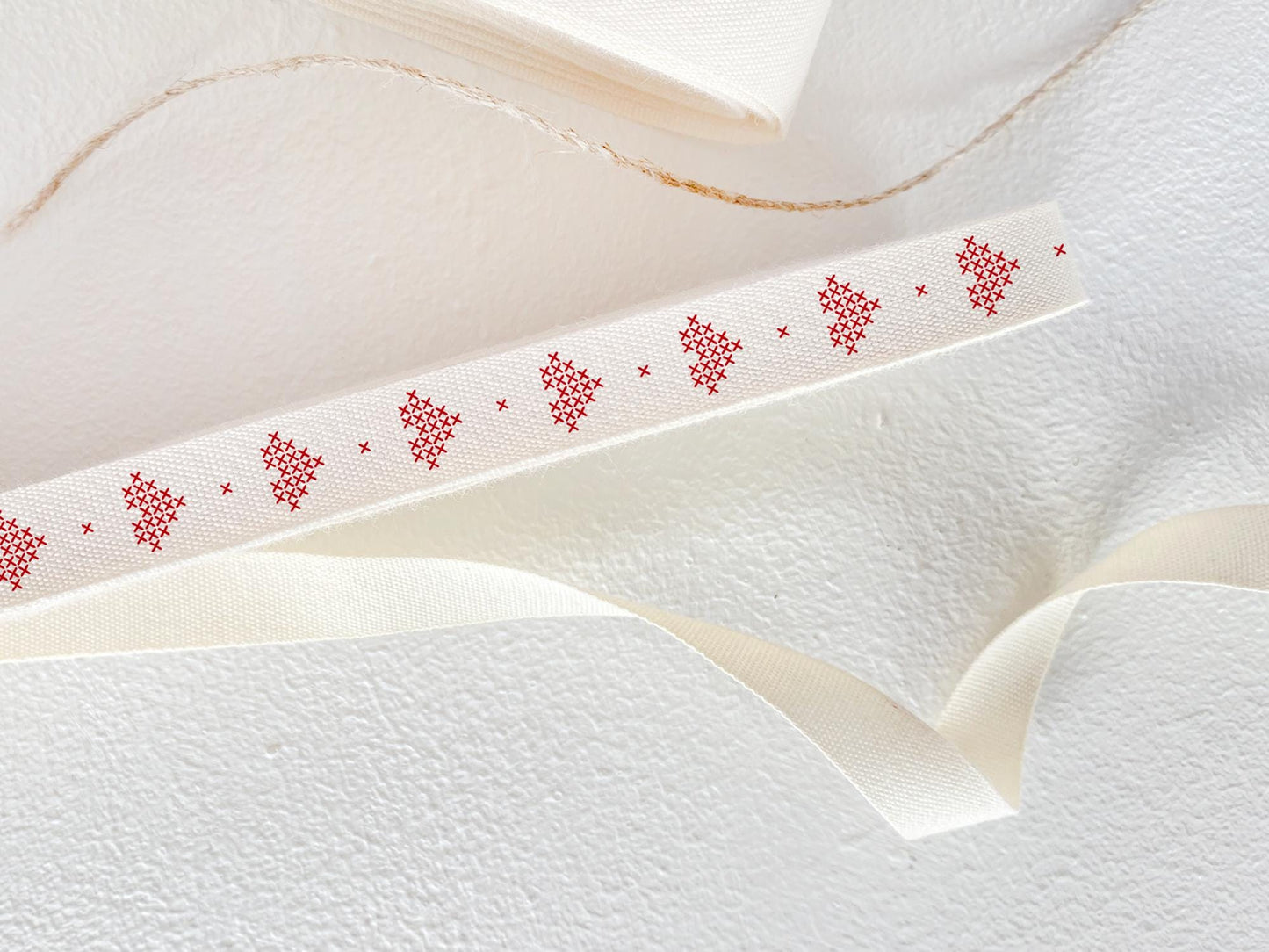 Red Cross Stitch Heart Cotton Ribbon - 3/8" (10 mm), 10 yards (9 m) Romantic Embroidery-Inspired Twill Tape for Wedding & Gift Wrapping